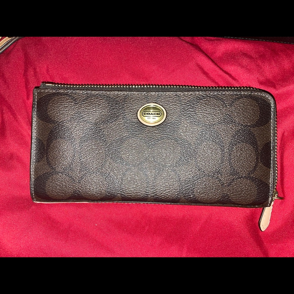 Coach wallet